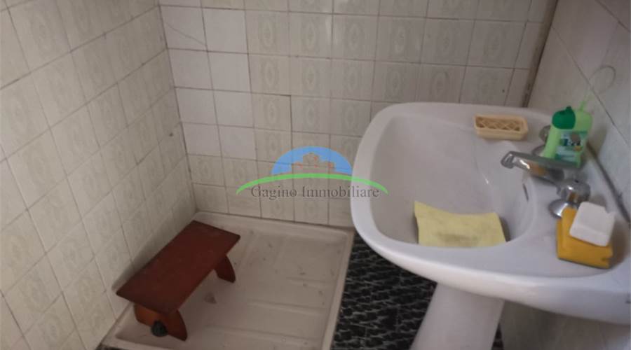 Photo 33